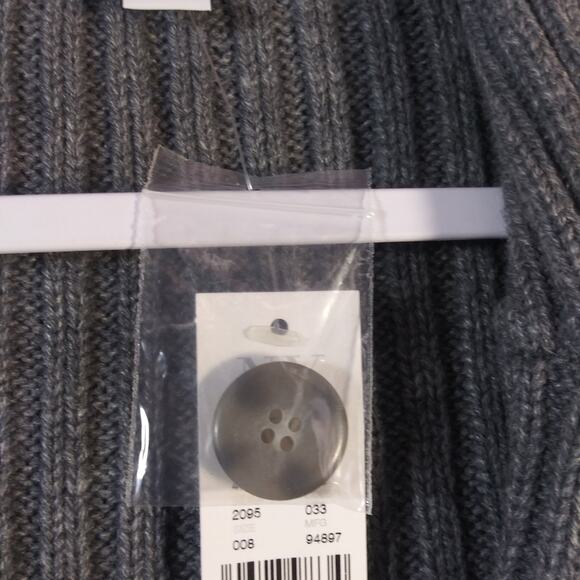 New York & Co Gray Knit Sweater Cardigan Button Front Size L - Picture 8 of 9